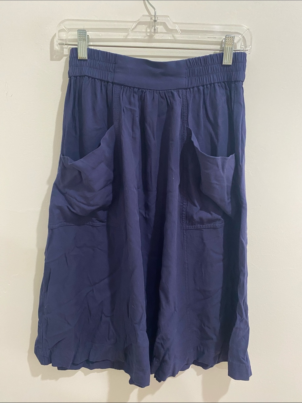 H&M Navy Blue Midi Skirt with Pockets